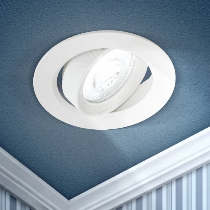 Светильник ЭРА KL LED 22A-5 4K WH светодиодный круглый поворотн. LED SMD 5W 4000K белый B0037037 Светильник ЭРА KL LED 22A-5 4K WH светодиодный круглый поворотн. LED SMD 5W 4000K белый B0037037